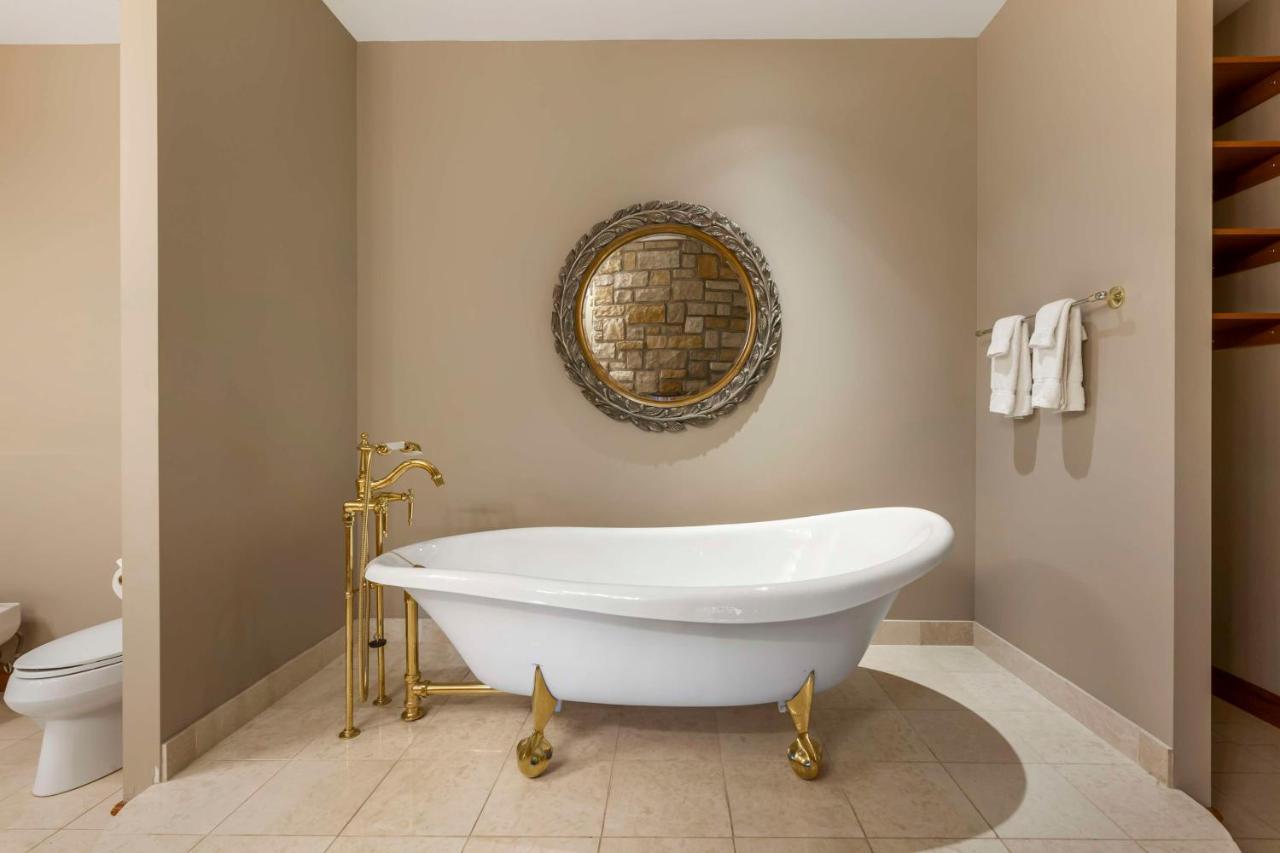 Christie'S Mill Inn & Spa - BW Premier Collection Port Severn エクステリア 写真